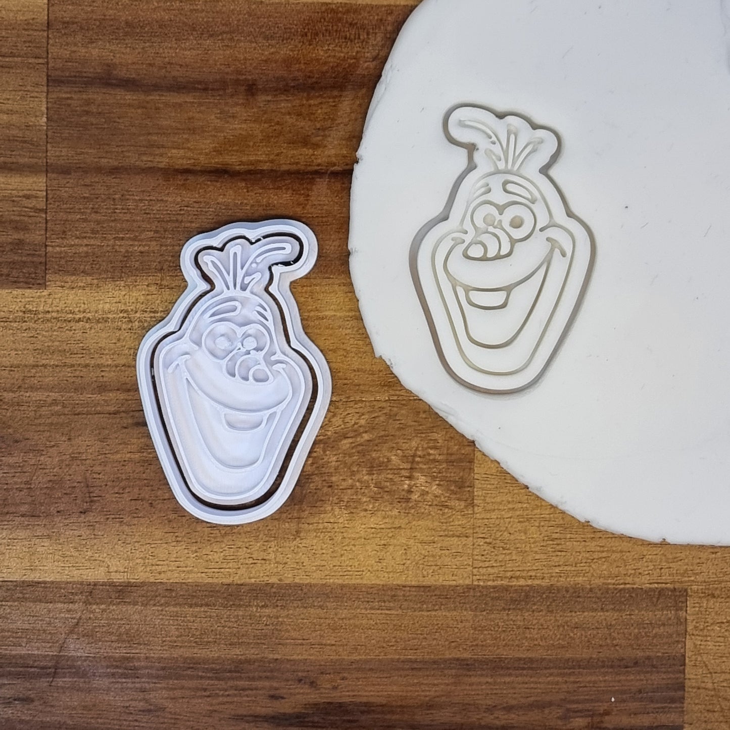 Ledové princezny - království | Set vykrajovátek - Baker's Paradise